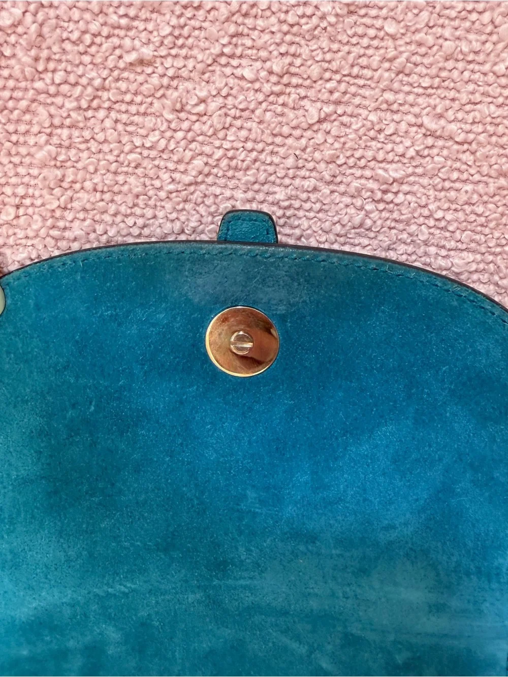 Gucci Microguccissima Crossbody Bag Micro - Picture 12 of 15
